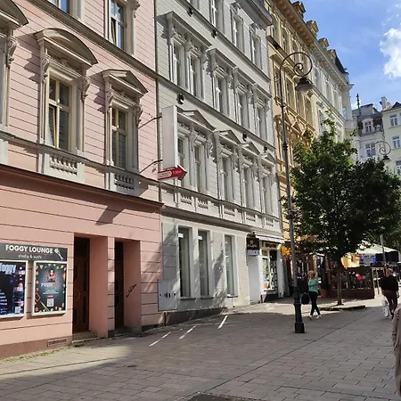 Golden X Cross Apartment Karlovy Vary Exterior photo