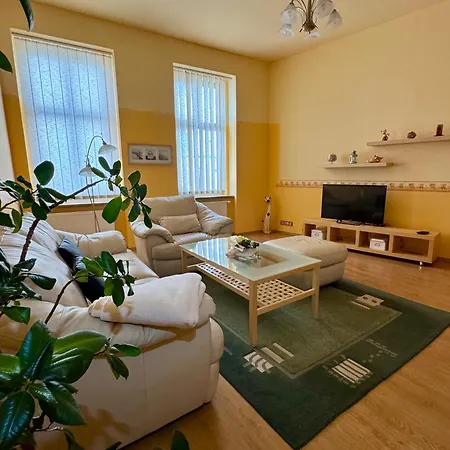 Golden X Cross Apartment Karlovy Vary Exterior photo
