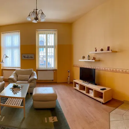 Golden X Cross Apartment Karlovy Vary Exterior photo
