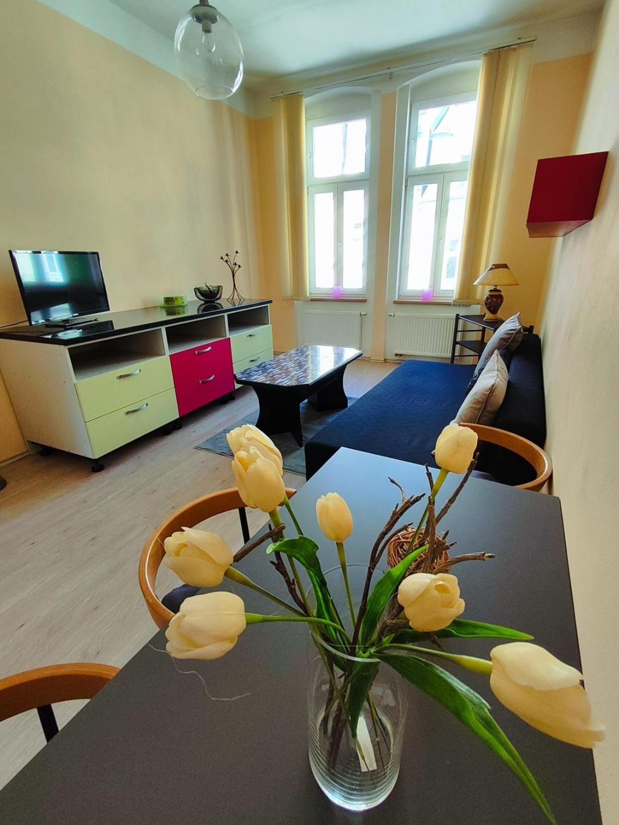 Golden X Cross Apartment *