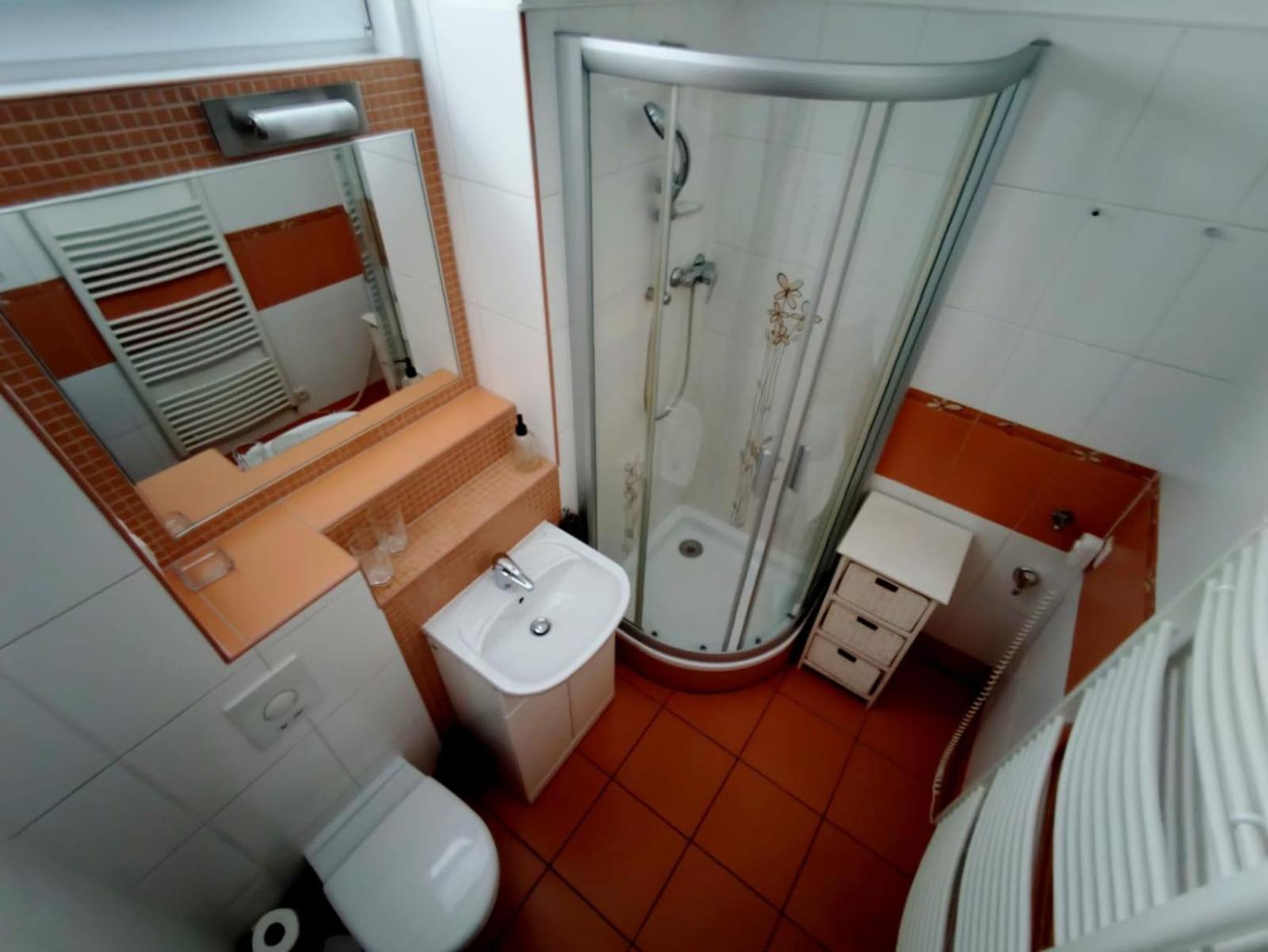Golden X Cross Apartment *