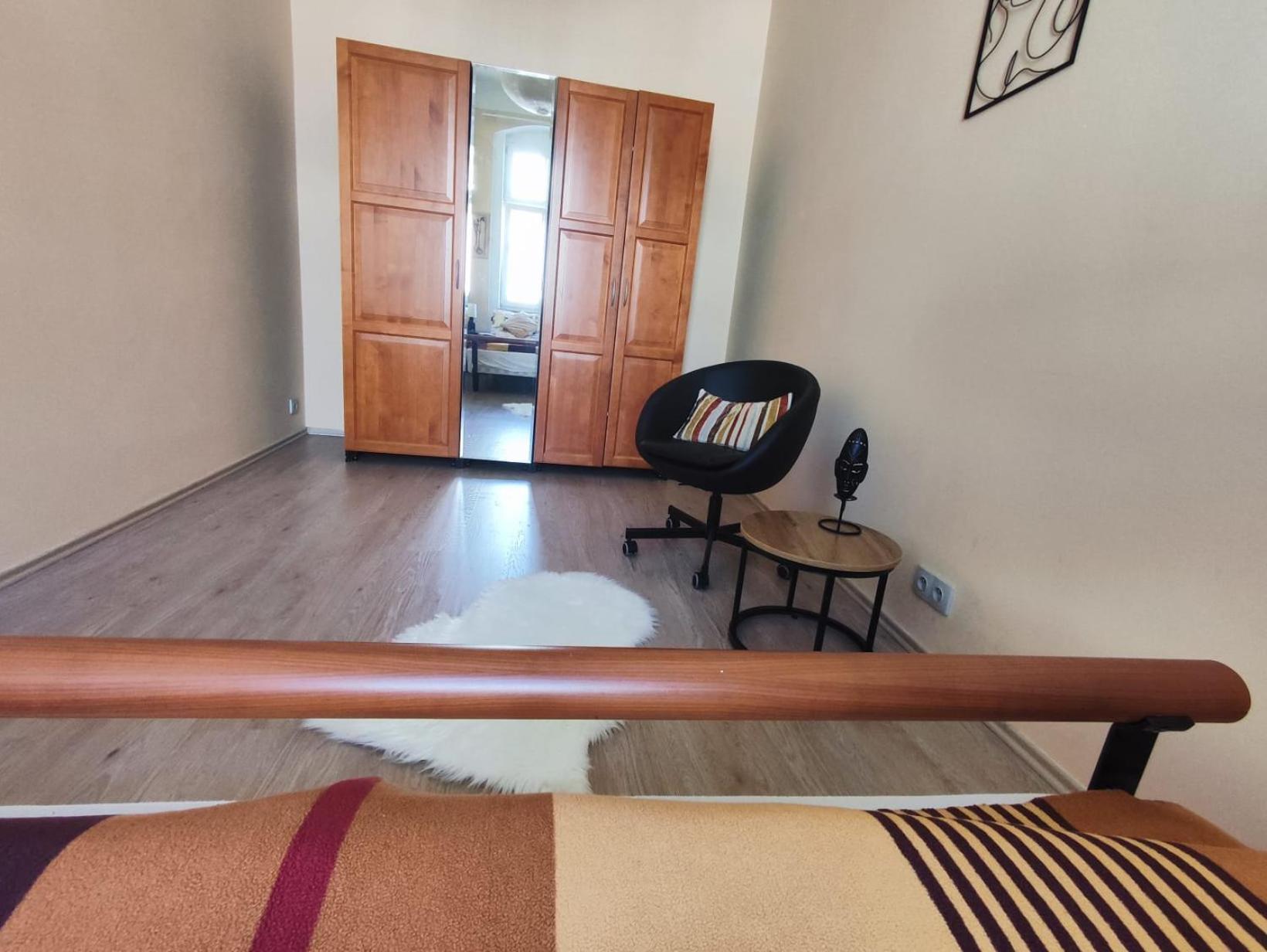 Apartment Golden X Cross *